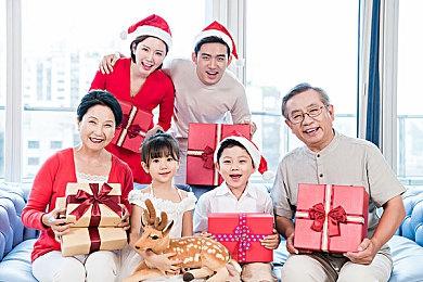 《匹诺曹的谎言》9分钟实机视频 展示游戏各项特性